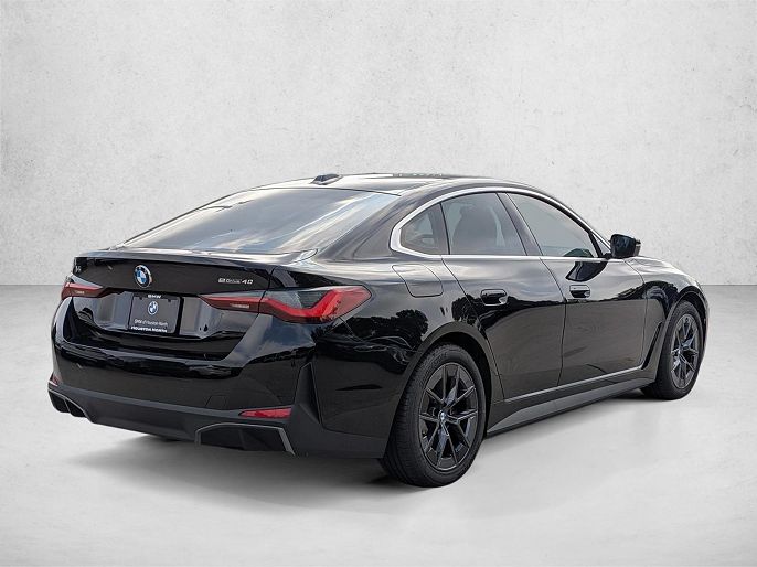 2026 BMW i4