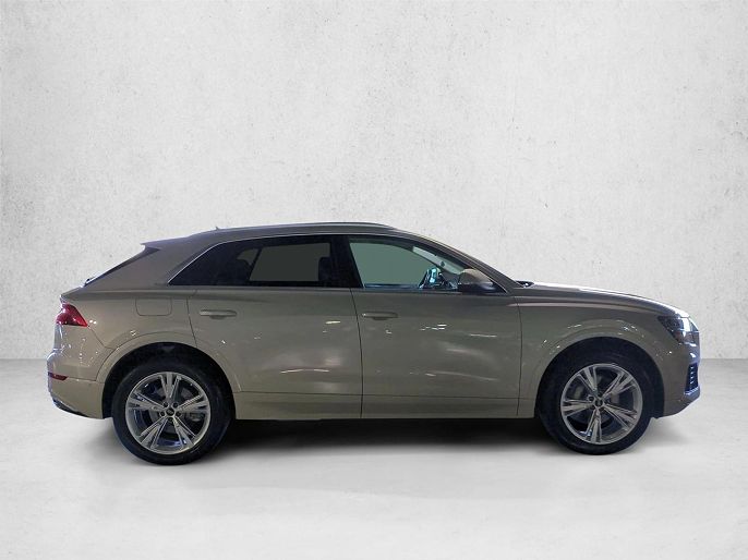 2023 Audi Q8