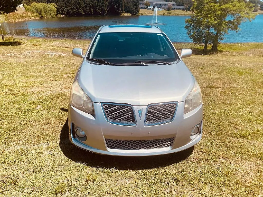 2009 Pontiac Vibe GT image 1