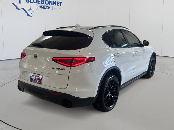 2020 Alfa Romeo Stelvio