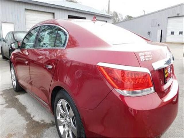 2011 Buick LaCrosse CXS image 2