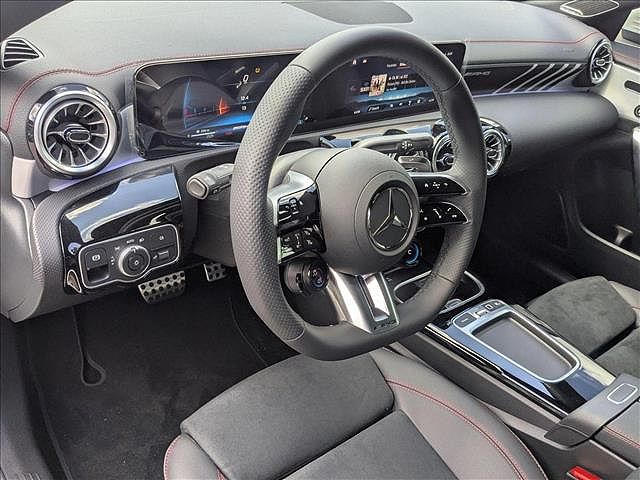 2025 Mercedes-Benz CLA