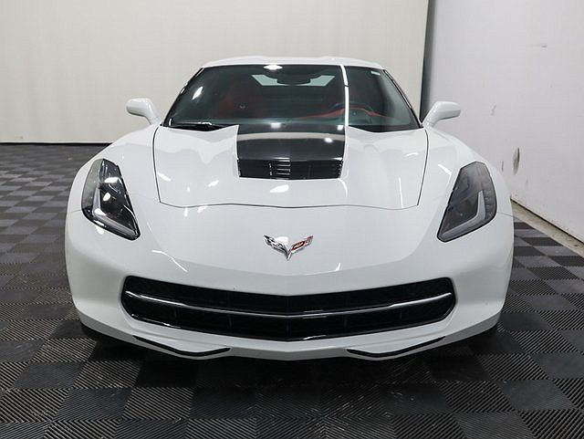 2014 Chevrolet Corvette null image 2
