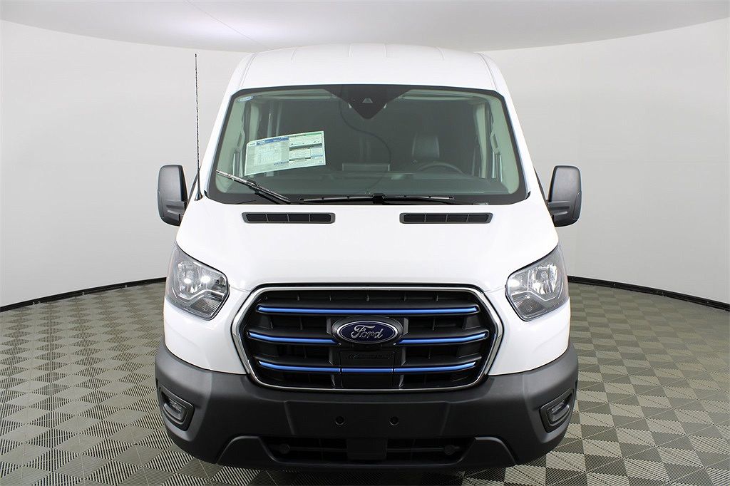 2023 Ford E-Transit null image 1