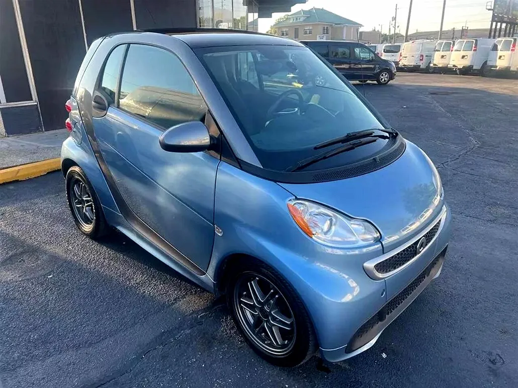 2014 Smart Fortwo Pure image 1