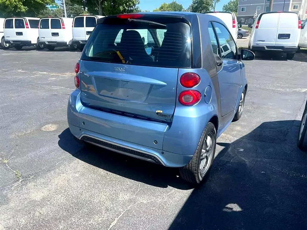2014 Smart Fortwo Pure image 3