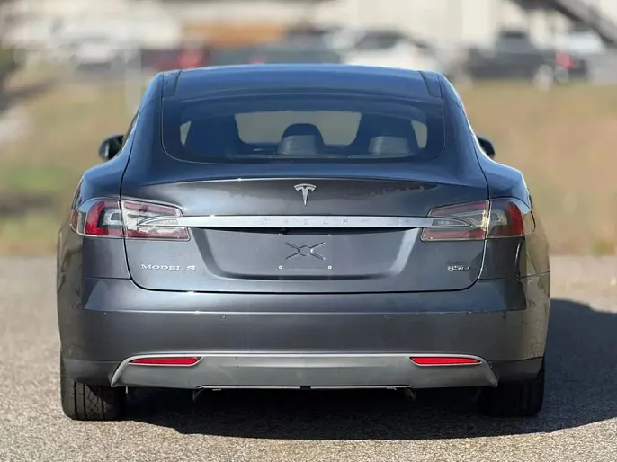 2015 Tesla Model S