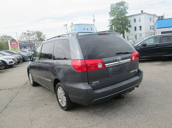 2008 Toyota Sienna