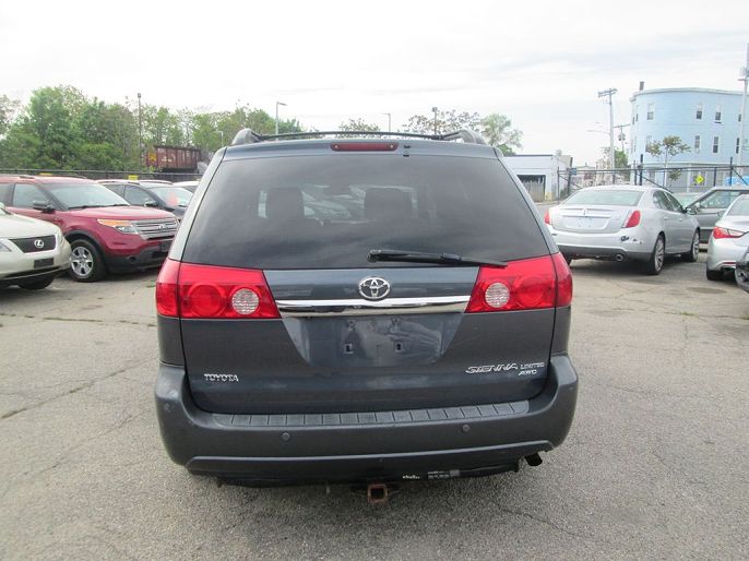 2008 Toyota Sienna