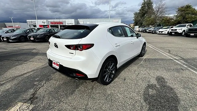 2019 Mazda Mazda3 Preferred image 3