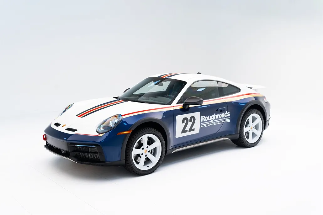 2024 Porsche 911 Dakar image 0