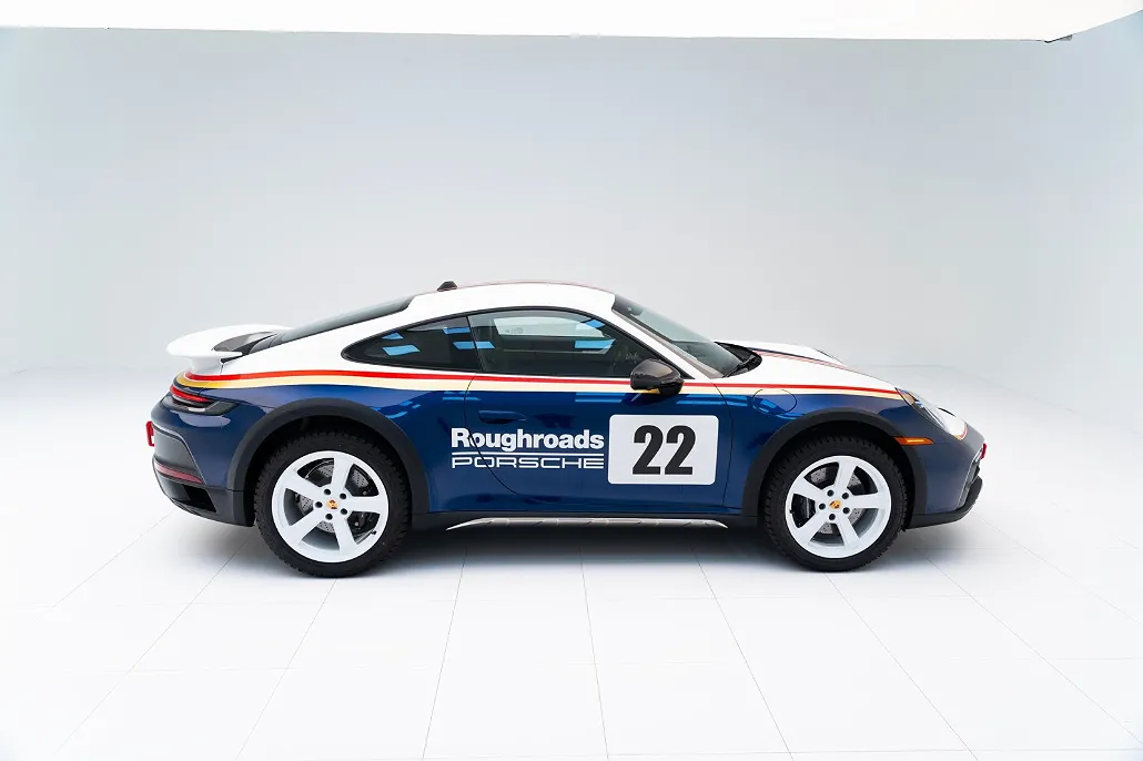 2024 Porsche 911 Dakar image 3