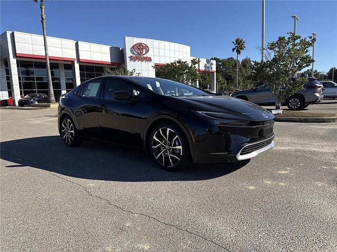 2026 Toyota Prius Plug-in