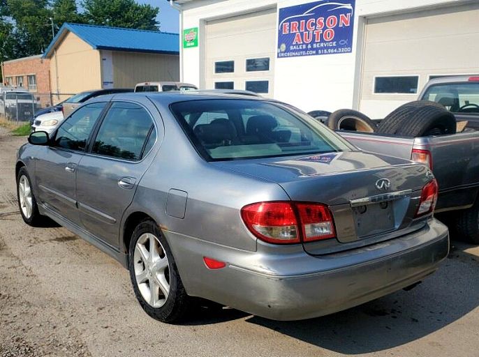 2004 Infiniti I35