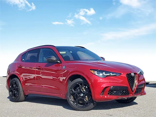 2024 Alfa Romeo Stelvio