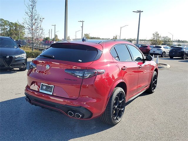 2024 Alfa Romeo Stelvio