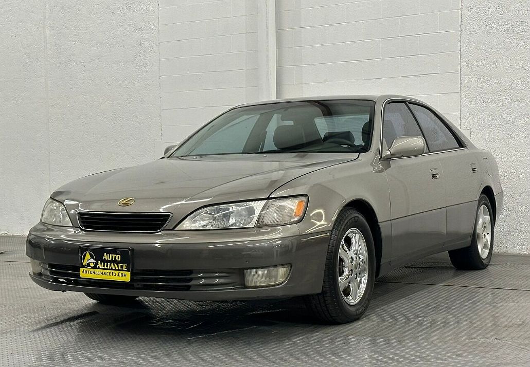 1999 Lexus ES 300 image 0
