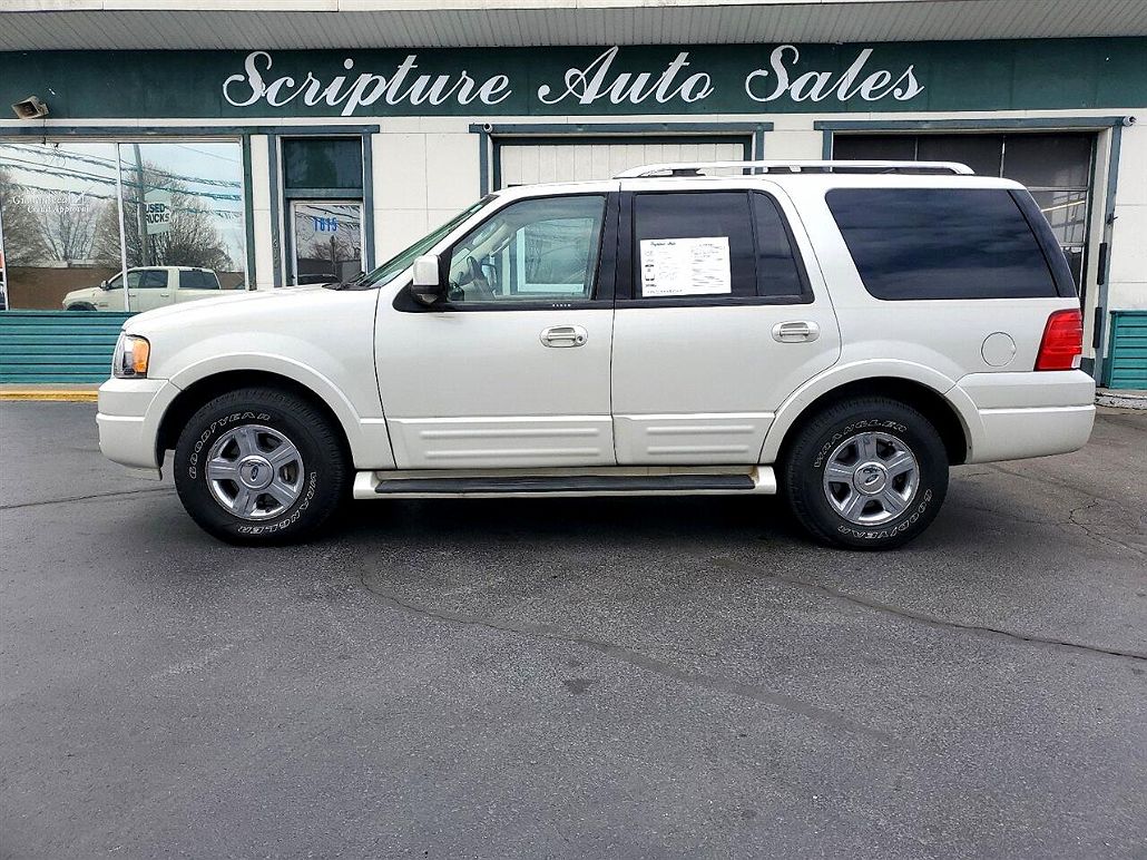 2005 Ford Expedition Limited image 1