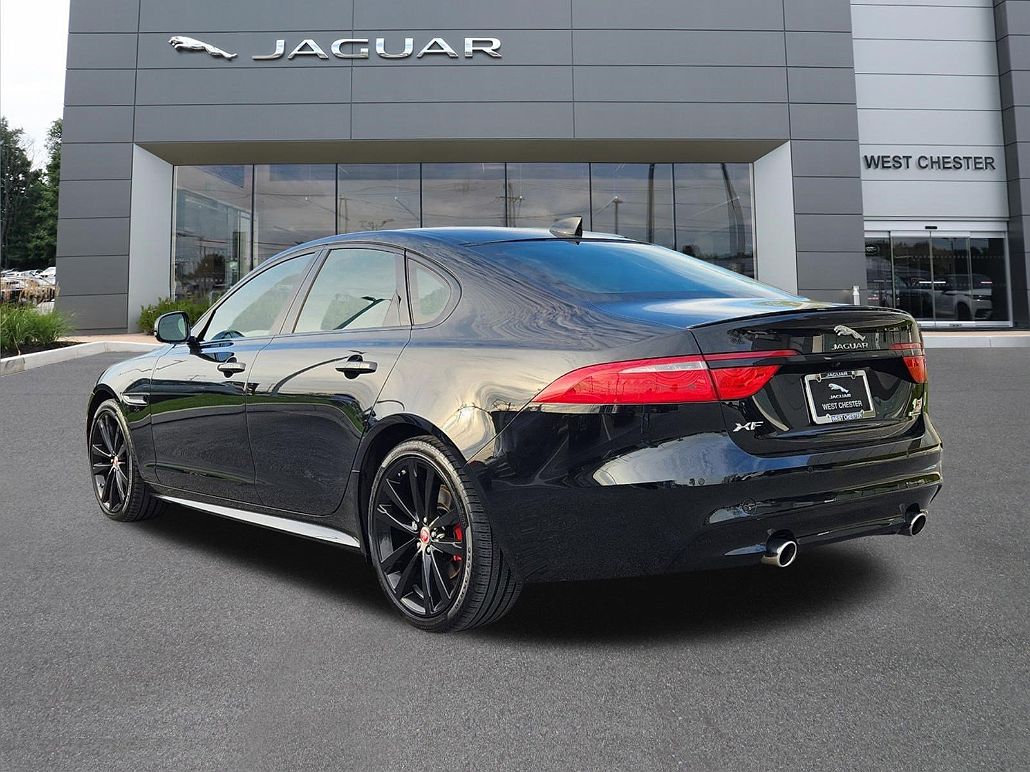 2016 Jaguar XF S image 2