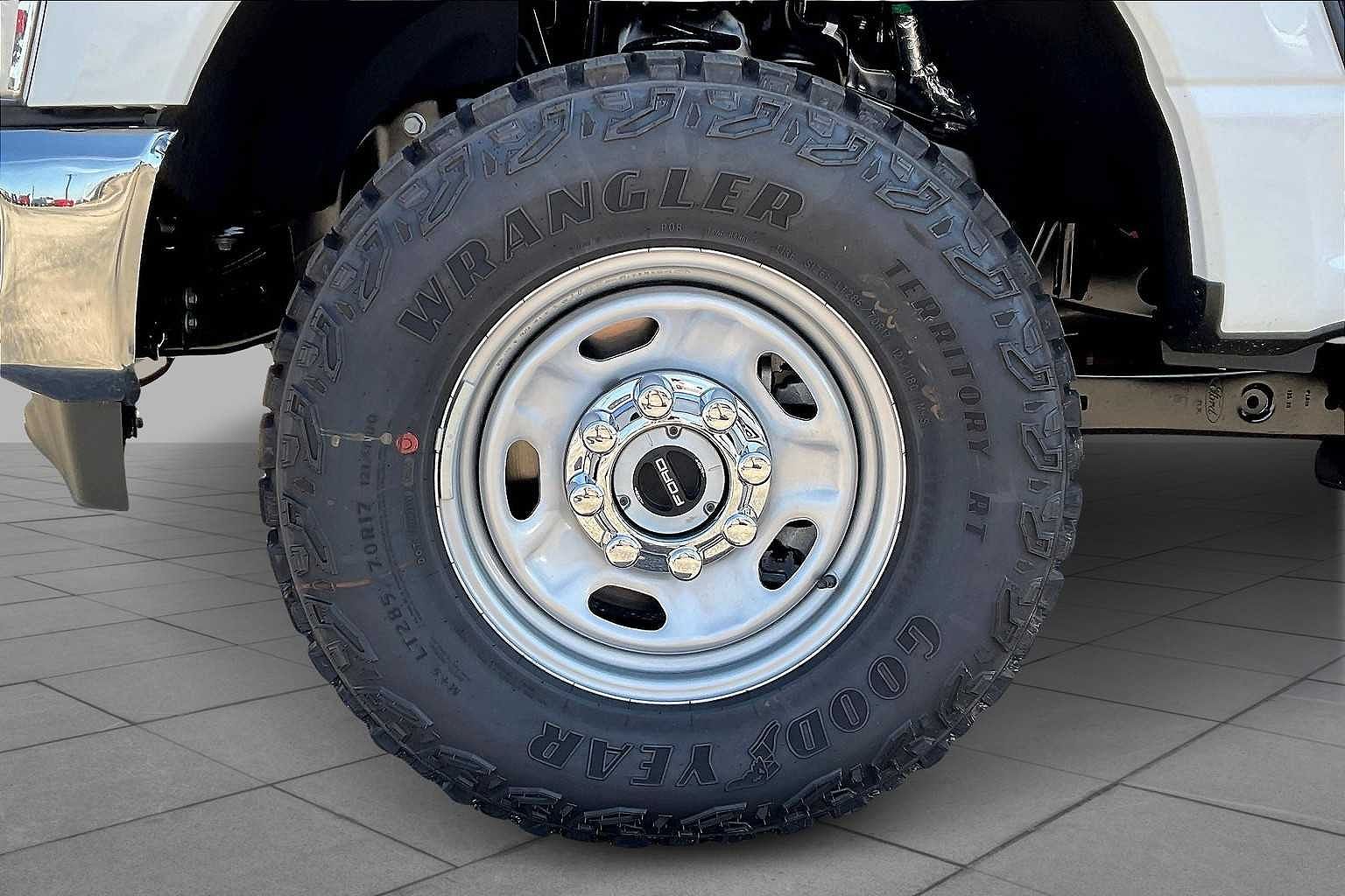 2025 Ford F-250
