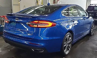 2019 Ford Fusion Titanium image 1