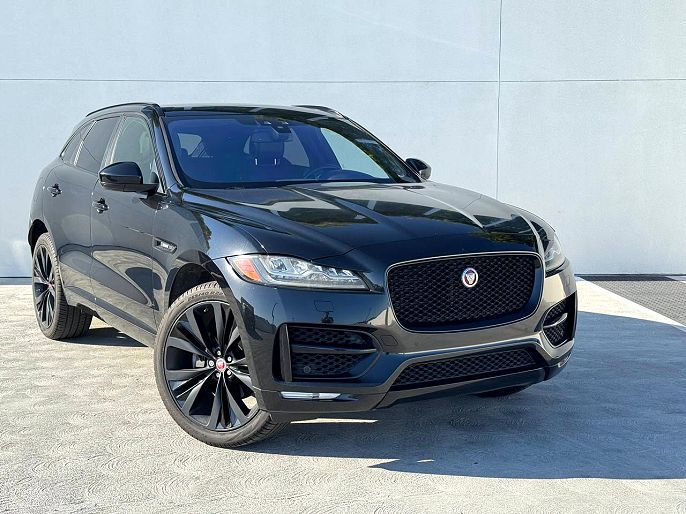 2018 Jaguar F-Pace