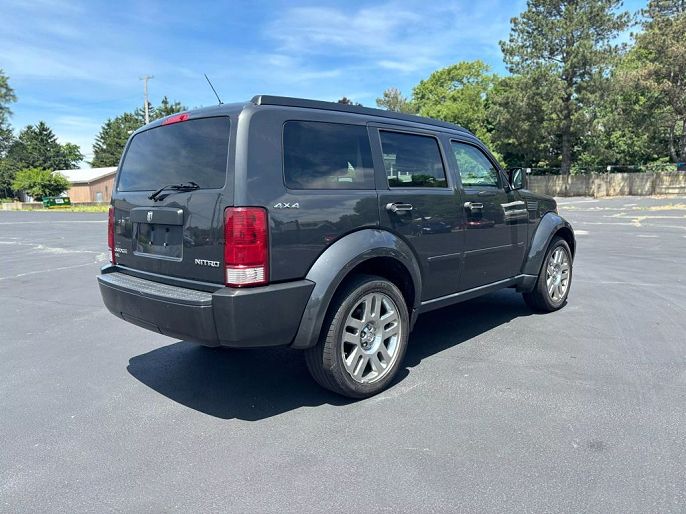 2011 Dodge Nitro