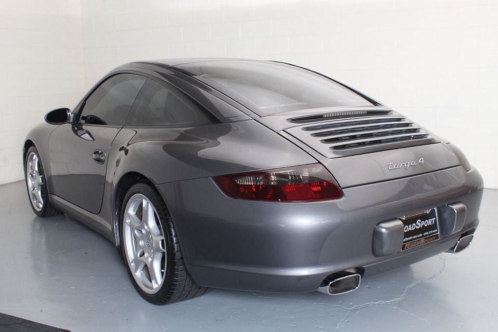 2008 Porsche 911 Targa image 1