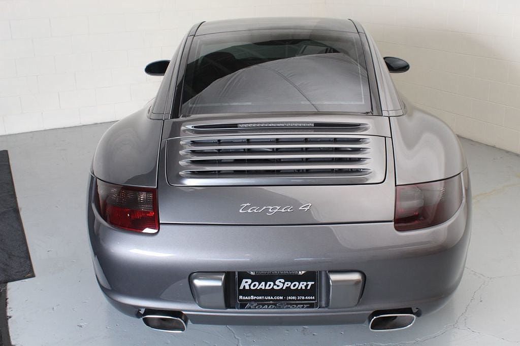2008 Porsche 911 Targa image 3