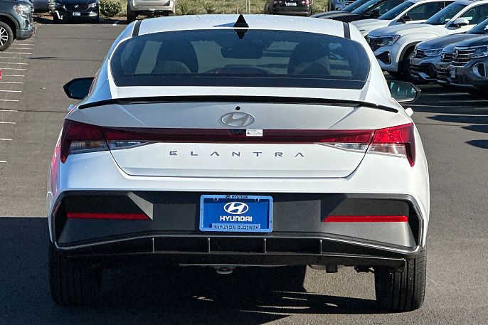 2025 Hyundai Elantra