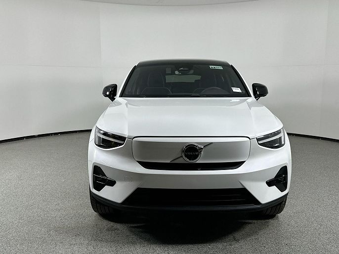 2024 Volvo C40