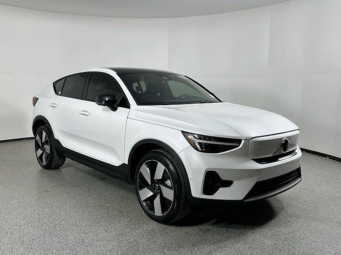 2024 Volvo C40