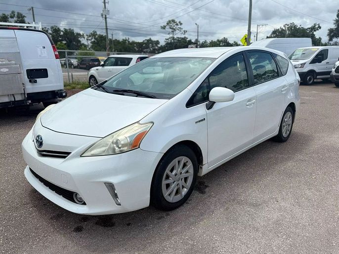 2013 Toyota Prius v