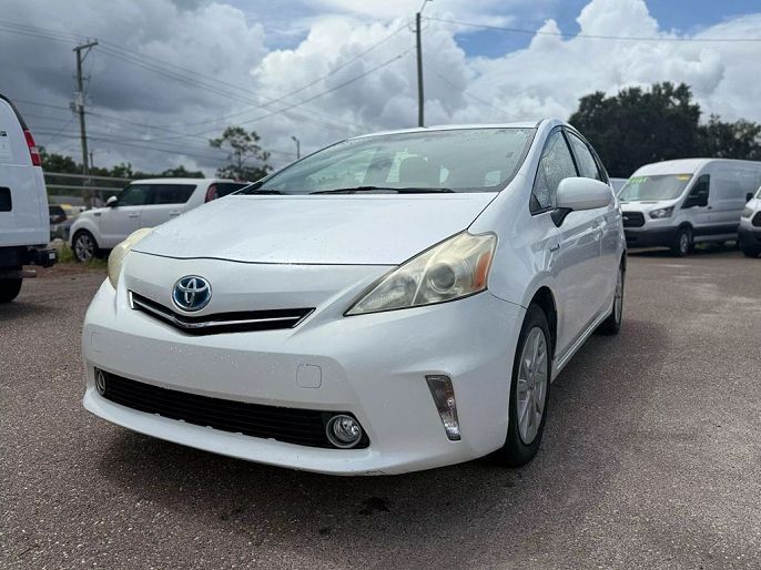 2013 Toyota Prius v