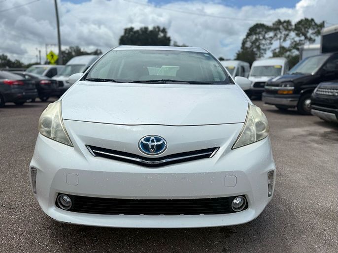 2013 Toyota Prius v