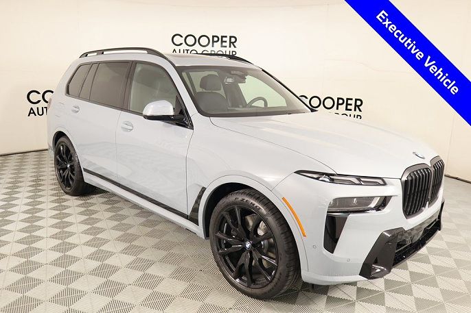 2026 BMW X7