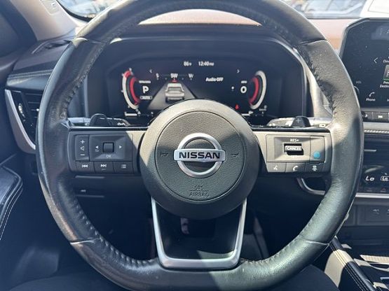 2021 Nissan Rogue Platinum photo 11