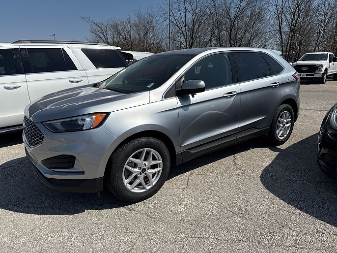 2023 Ford Edge