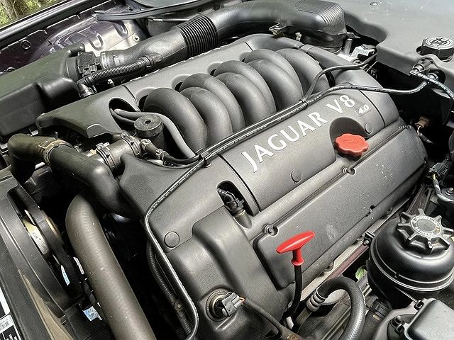 1999 Jaguar XJ Vanden Plas image 9
