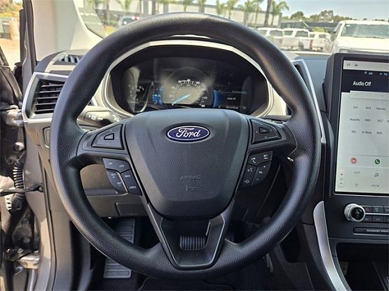 2024 Ford Edge SE photo 10