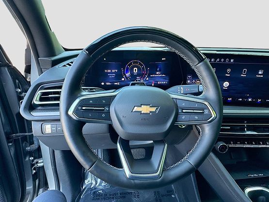 2024 Chevrolet Traverse photo 8