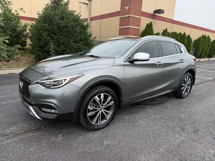 2017 Infiniti QX30