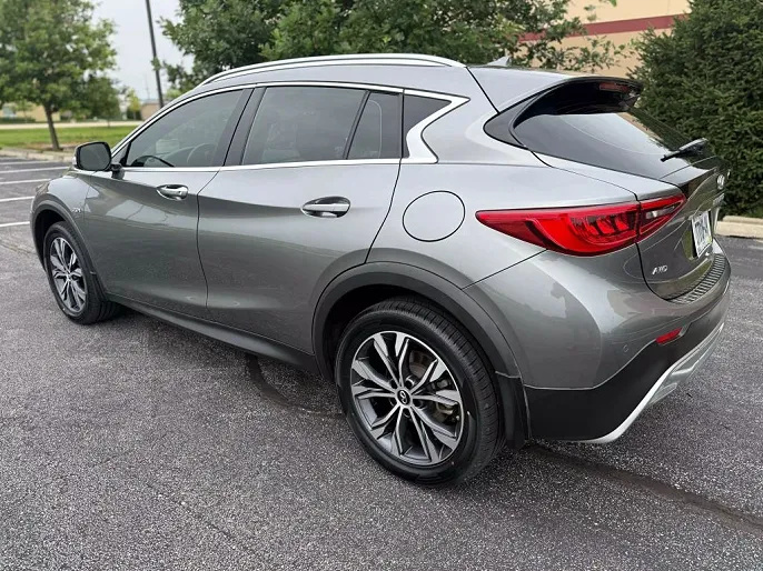 2017 Infiniti QX30