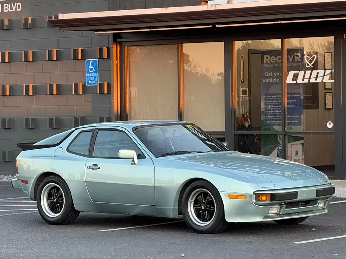 1985 Porsche 944