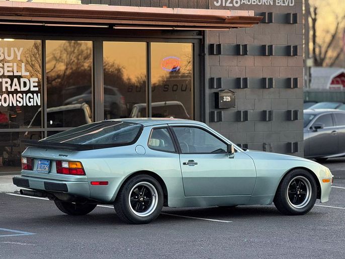 1985 Porsche 944