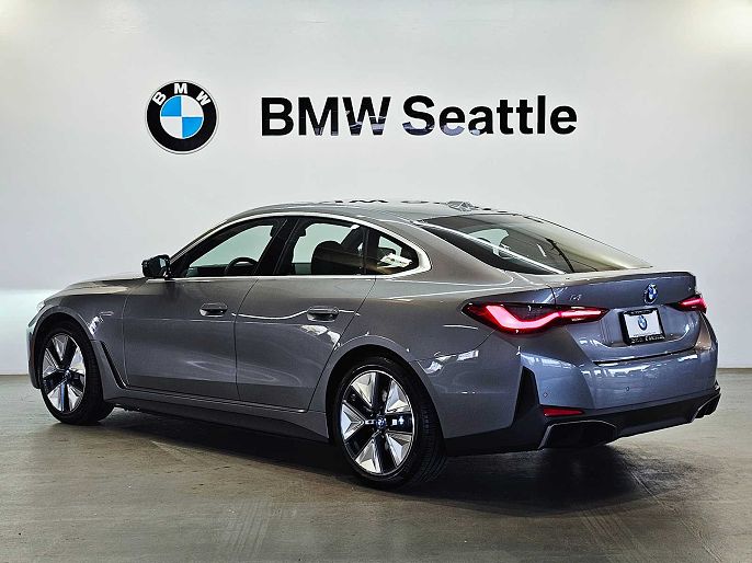 2024 BMW i4