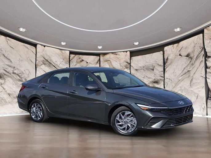 2024 Hyundai Elantra