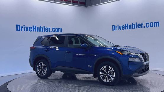 2022 Nissan Rogue SV photo 2
