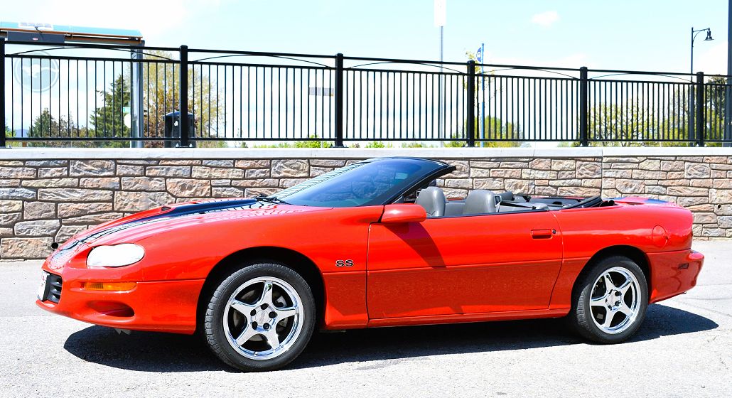 1999 Chevrolet Camaro Z28 image 2