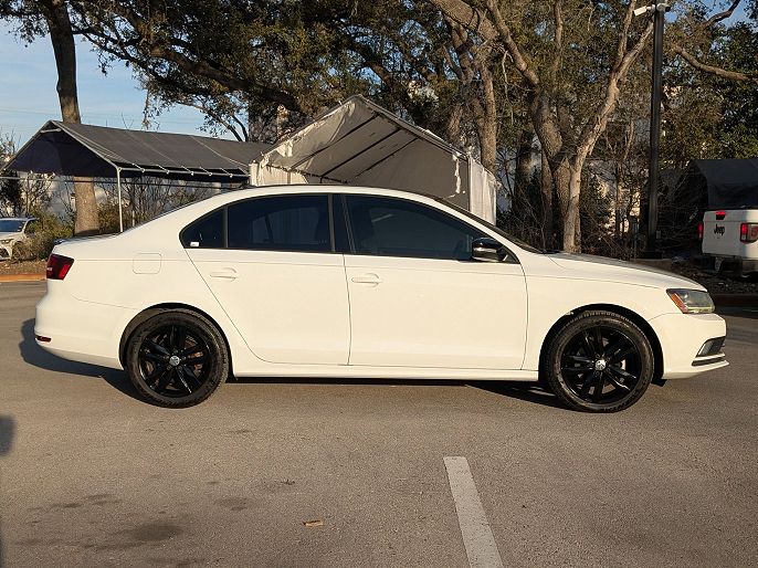 2018 Volkswagen Jetta